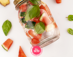 Acqua aromatizzata anguria, zenzero e basilico